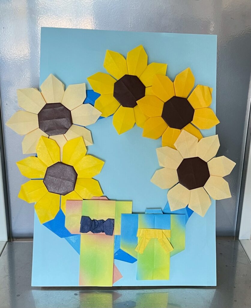 事務所入り口に・・・🌻